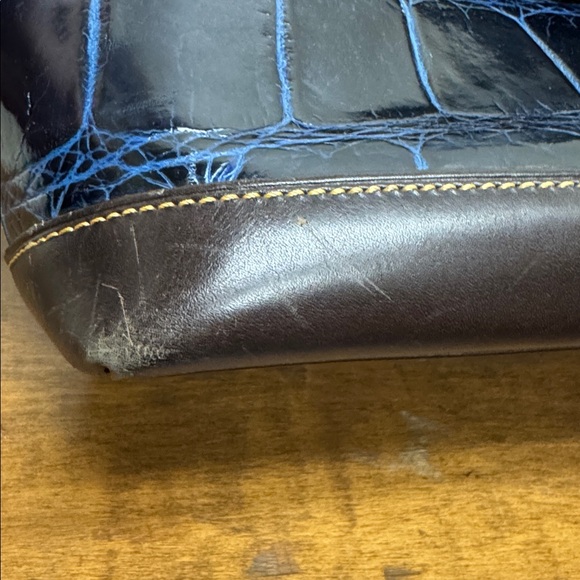 Dooney & Bourke Double Pocket Satchel Dillen in Blue Croc Embossed Leather - Picture 4 of 8